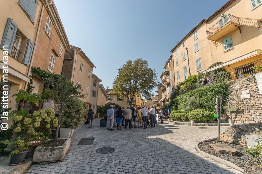 Mougins